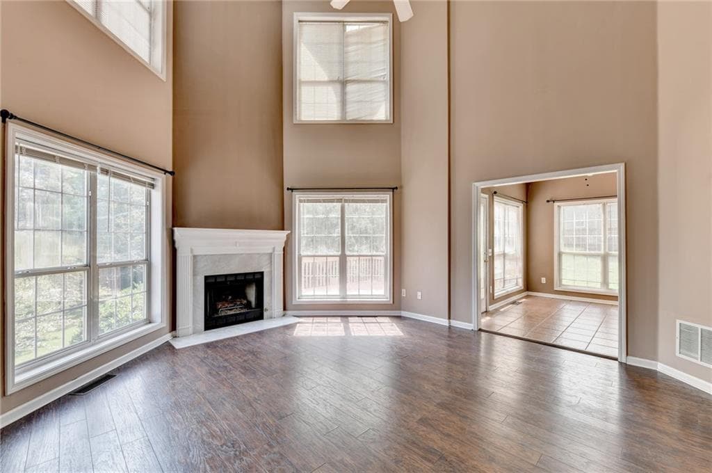 6 bedroom, 5 bathroom single family residence for rent at 2899 Savannah Walk Lane, Suwanee, GA 30024 for $3,200 a month — photo 9