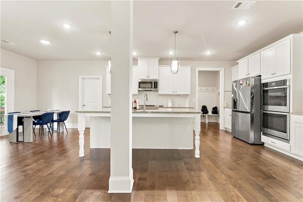 5 bedroom, 4 bathroom, 3,932 sq ft single family residence for sale at 4145 Gold Hill Lane, Cumming, GA 30040 — photo 5
