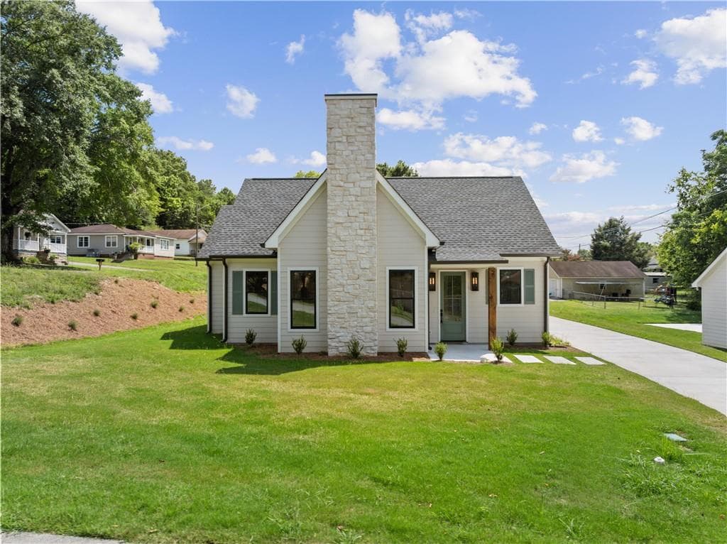 2 bedroom, 2 bathroom, 1,200 sq ft single family residence sold at 55 Old Water Works Road, Calhoun, GA 30701
