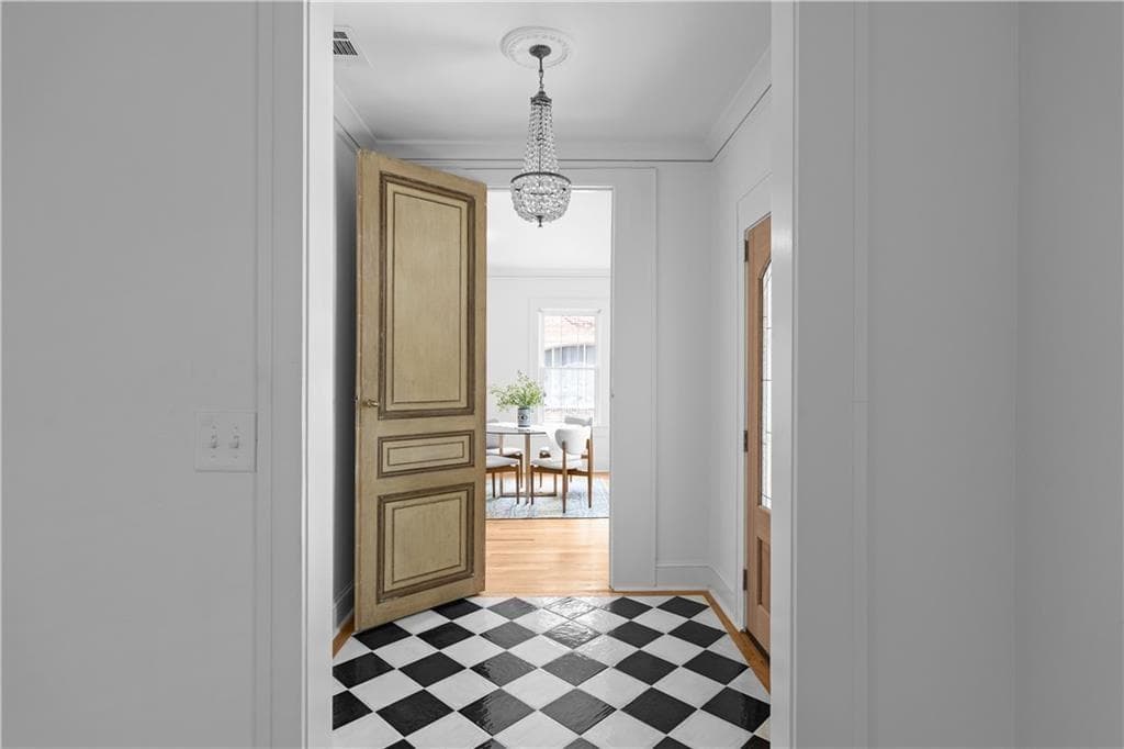 3 bedroom, 2 bathroom, 1,903 sq ft single family residence for rent at 833 Martina Drive, Atlanta, GA 30305 for $4,000 a month — photo 7