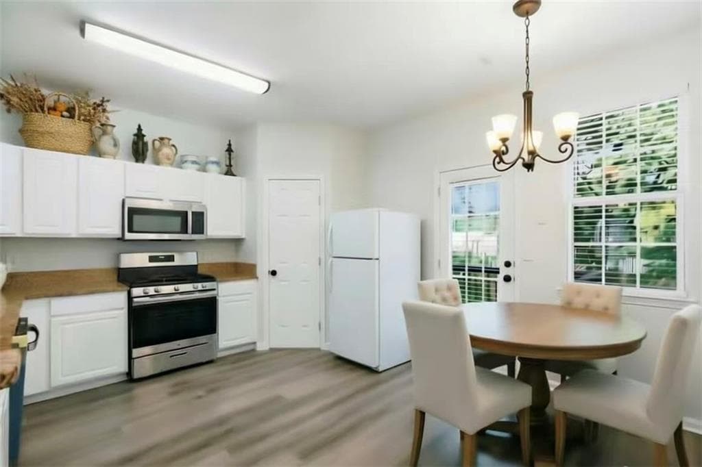2 bedroom, 3 bathroom, 1,638 sq ft townhouse under contract at 3214 Mill Springs Circle, Buford, GA 30519 — photo 9