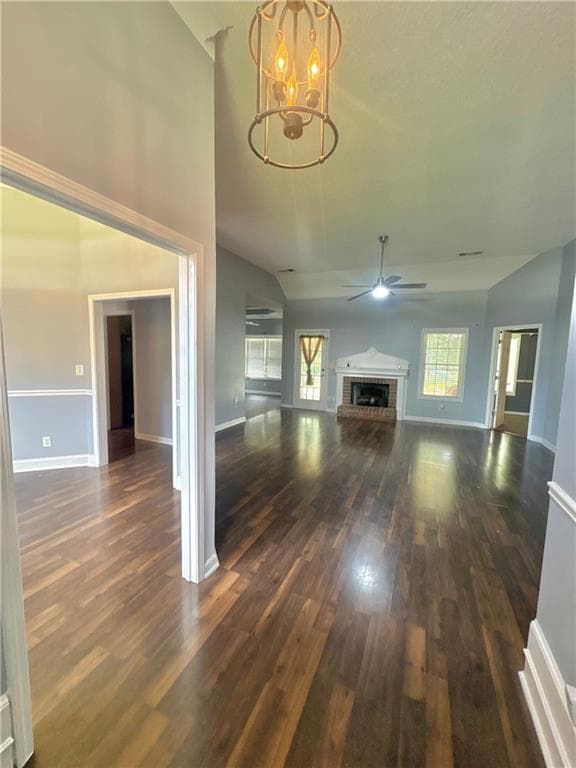 3 bedroom, 2 bathroom, 1,791 sq ft single family residence for sale at 3505 Garden Walk Ln, Loganville, GA 30052 — photo 4