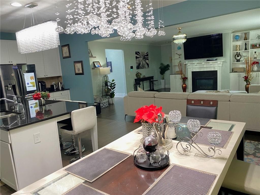 5 bedroom, 6 bathroom, 3,982 sq ft single family residence for sale at 202 Oakleigh Pointe Drive, Dallas, GA 30157 — photo 8