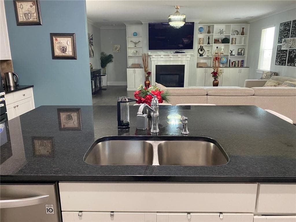 5 bedroom, 6 bathroom, 3,982 sq ft single family residence for sale at 202 Oakleigh Pointe Drive, Dallas, GA 30157 — photo 9