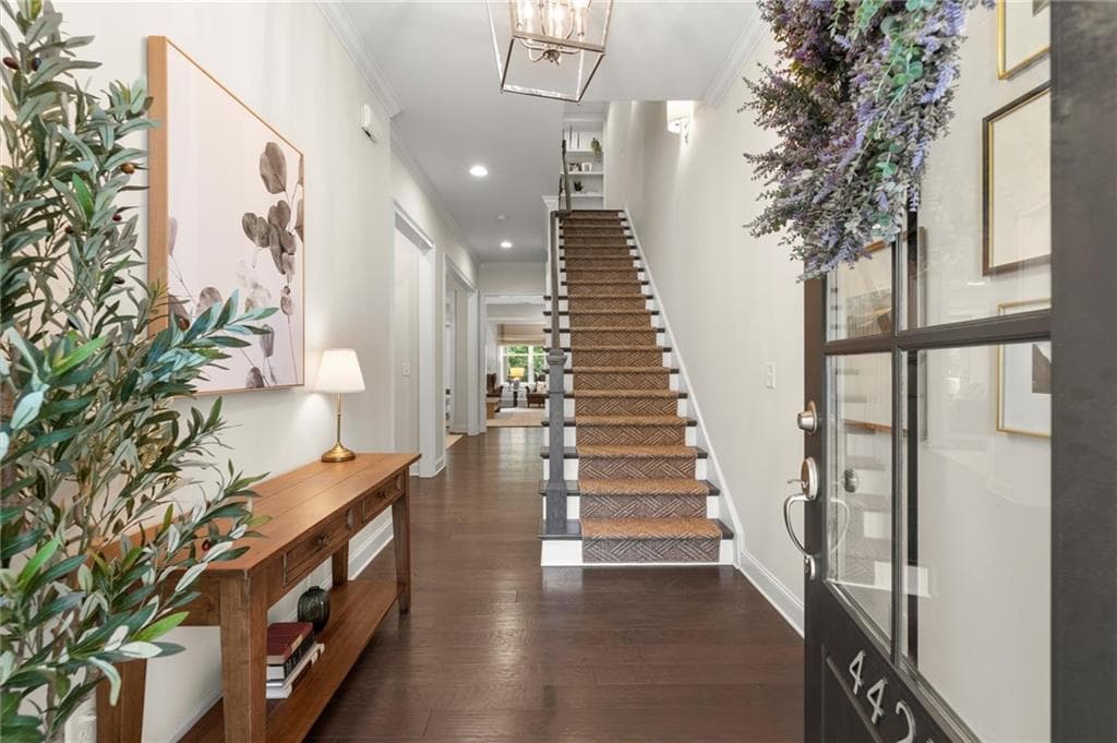 4 bedroom, 4 bathroom, 3,749 sq ft townhouse under contract at 4427 Cheston Bend, Roswell, GA 30075 — photo 2