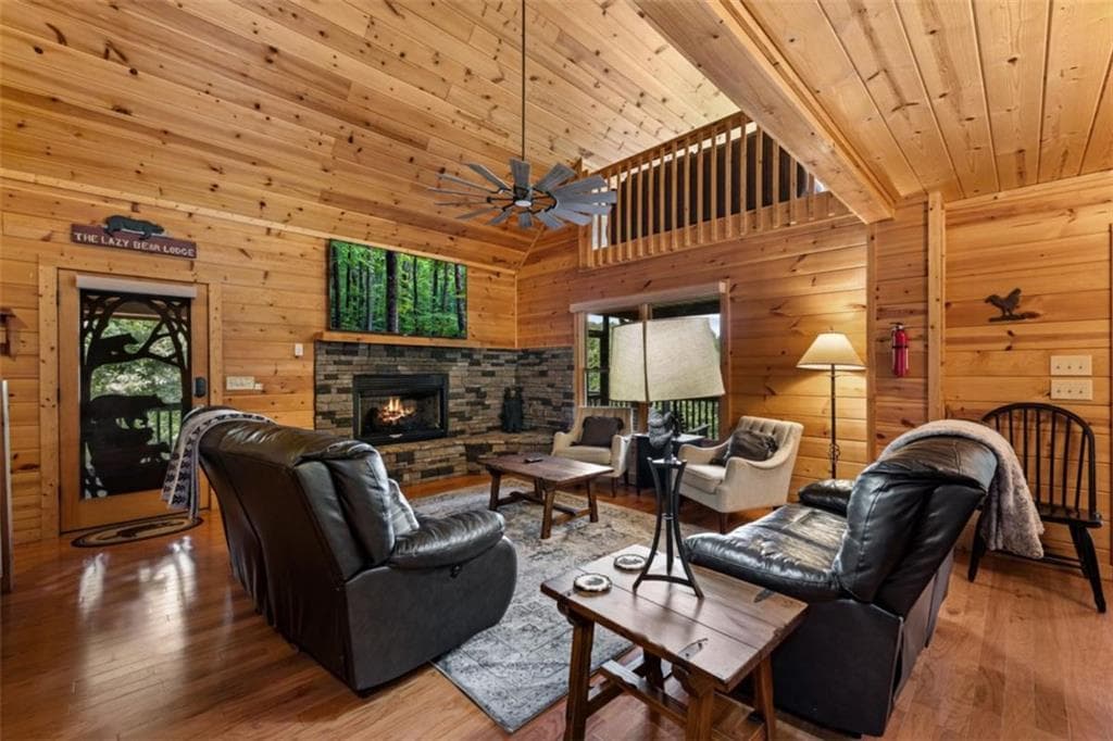 3 bedroom, 3 bathroom, 2,660 sq ft single family residence for sale at 1571 W Campbell Camp Road, Blue Ridge, GA 30513 — photo 5