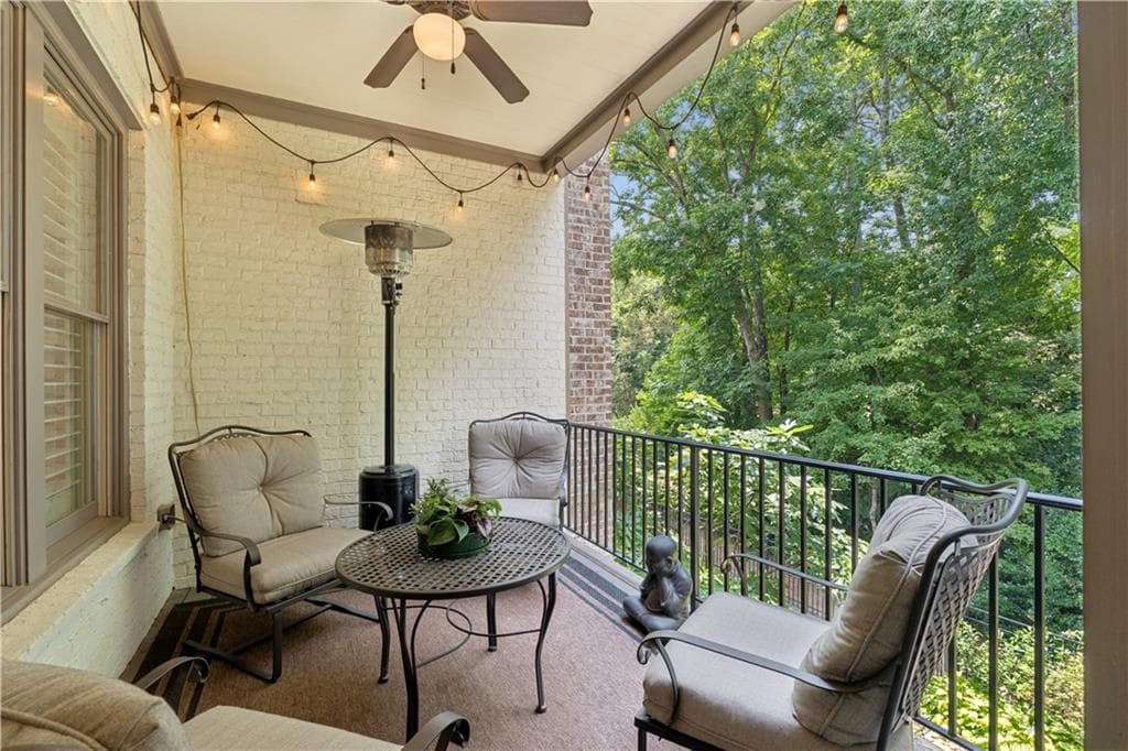 4 bedroom, 4 bathroom, 3,492 sq ft townhouse under contract at 215 Marjean Way, Alpharetta, GA 30009 — photo 2