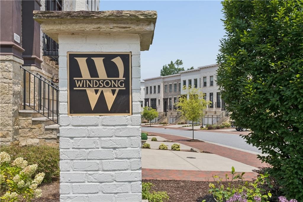 4 bedroom, 4 bathroom, 3,492 sq ft townhouse under contract at 215 Marjean Way, Alpharetta, GA 30009 — photo 9