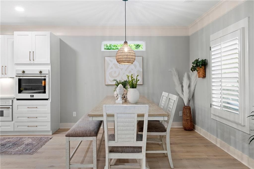 3 bedroom, 3 bathroom, 2,800 sq ft single family residence for sale at 225 N Erwin Street, Cartersville, GA 30120 — photo 7