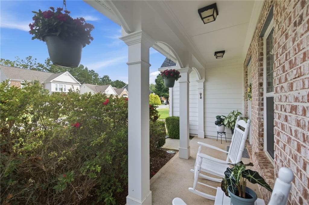 4 bedroom, 3 bathroom, 3,205 sq ft single family residence for sale at 171 Mill Creek Drive, Canton, GA 30115 — photo 4