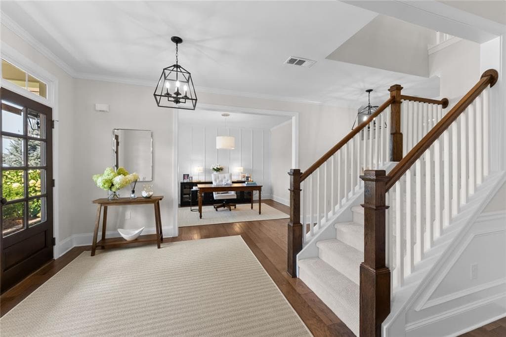 5 bedroom, 4 bathroom, 3,847 sq ft single family residence under contract at 6820 Canyon Cove, Cumming, GA 30028 — photo 8