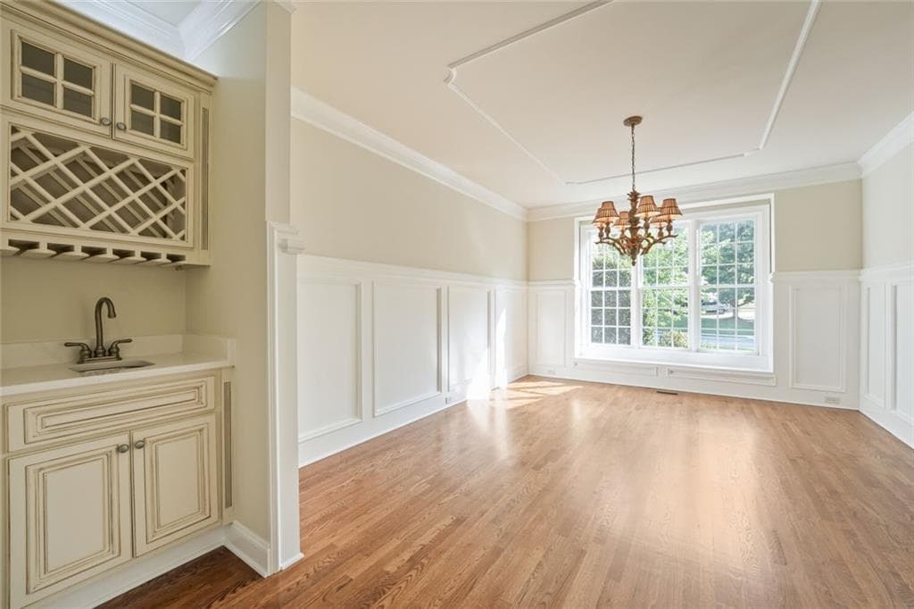 6 bedroom, 6 bathroom, 6,920 sq ft single family residence under contract at 2180 Enclave Mill Drive, Dacula, GA 30019 — photo 8
