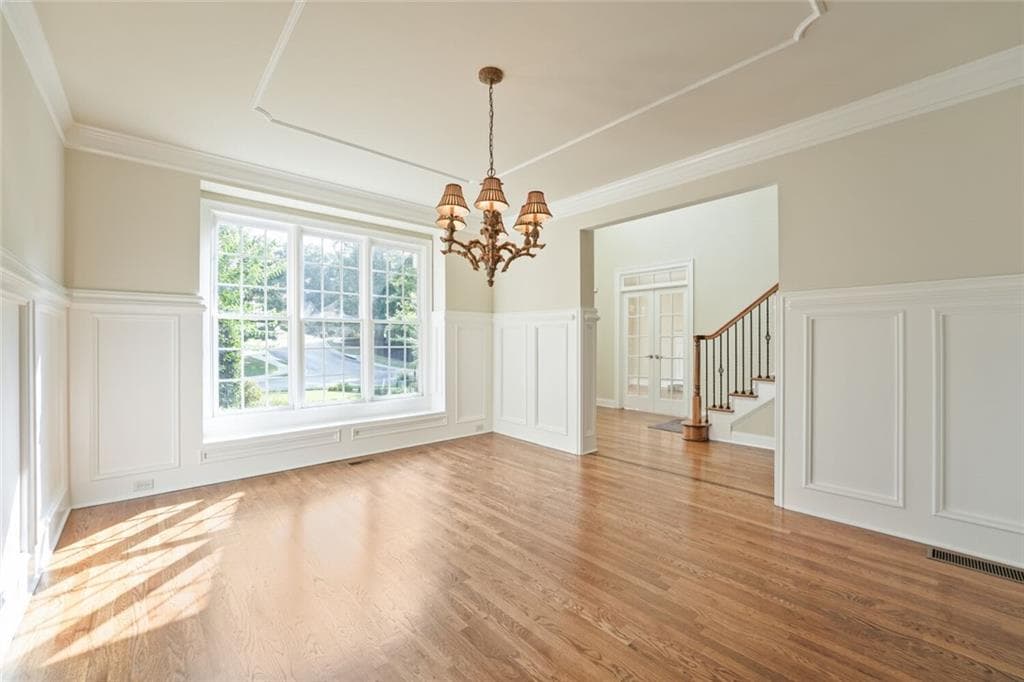 6 bedroom, 6 bathroom, 6,920 sq ft single family residence under contract at 2180 Enclave Mill Drive, Dacula, GA 30019 — photo 9