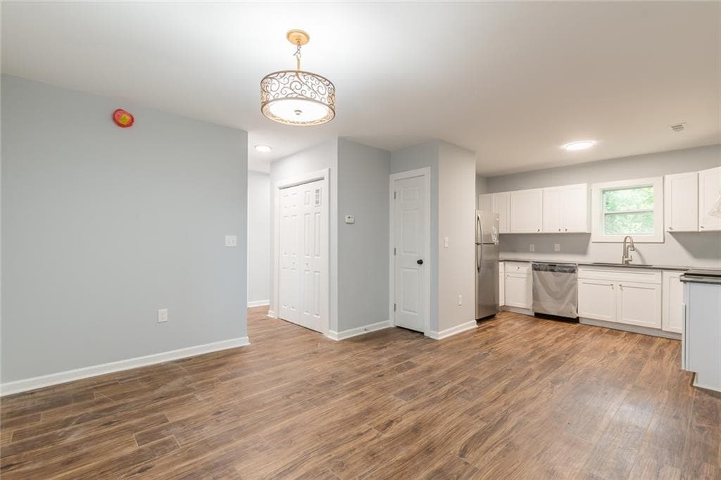 other for sale at 297 Burbank Drive, Atlanta, GA 30314 — photo 4
