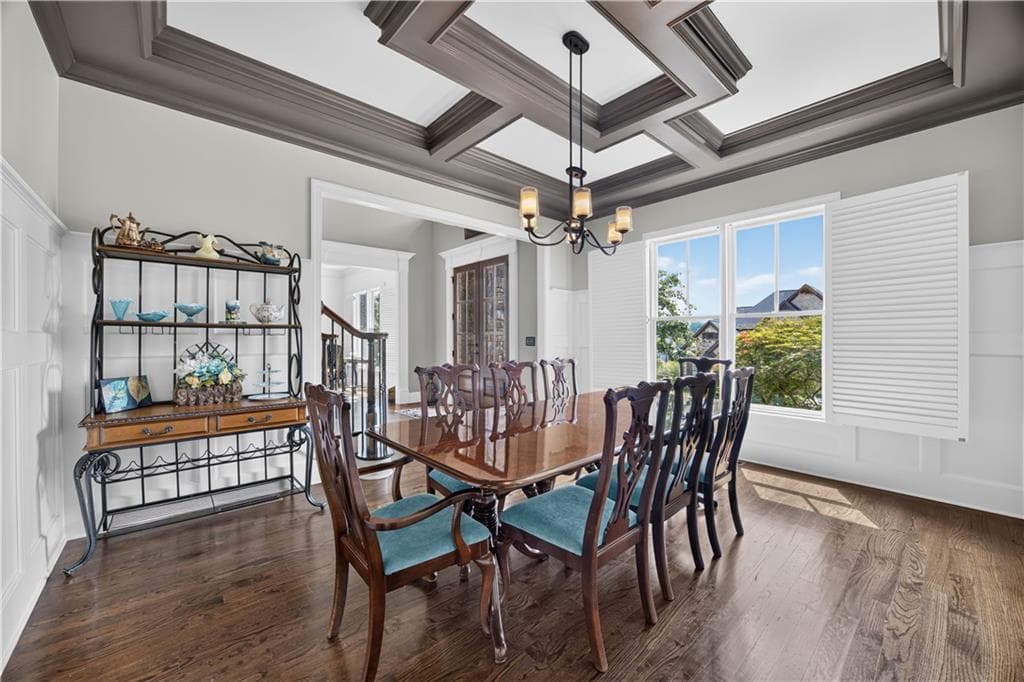 5 bedroom, 5 bathroom, 4,524 sq ft single family residence for sale at 2013 Skybrooke Lane, Hoschton, GA 30548 — photo 9