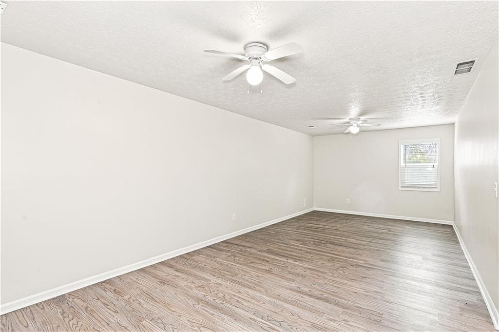 4 bedroom, 2 bathroom, 1,989 sq ft single family residence for sale at 949 Falconcrest Drive, Lawrenceville, GA 30043 — photo 8