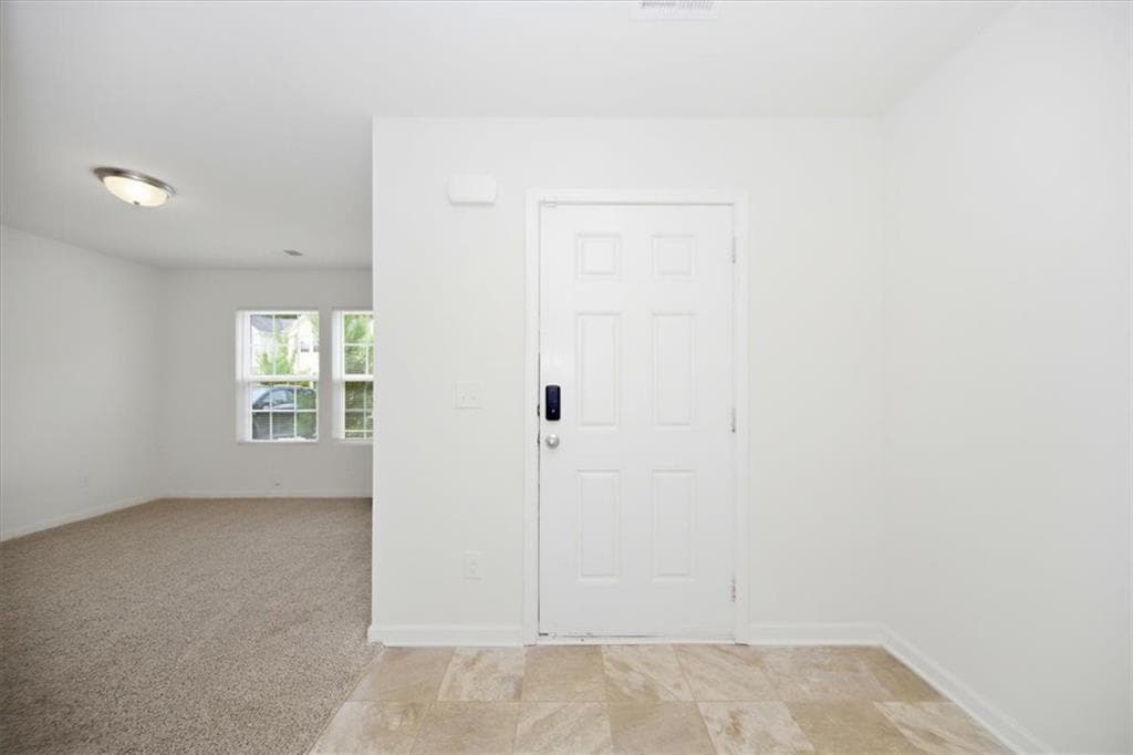 3 bedroom, 3 bathroom, 1,632 sq ft townhouse for sale at 2543 Piering Drive, Lithonia, GA 30038 — photo 6