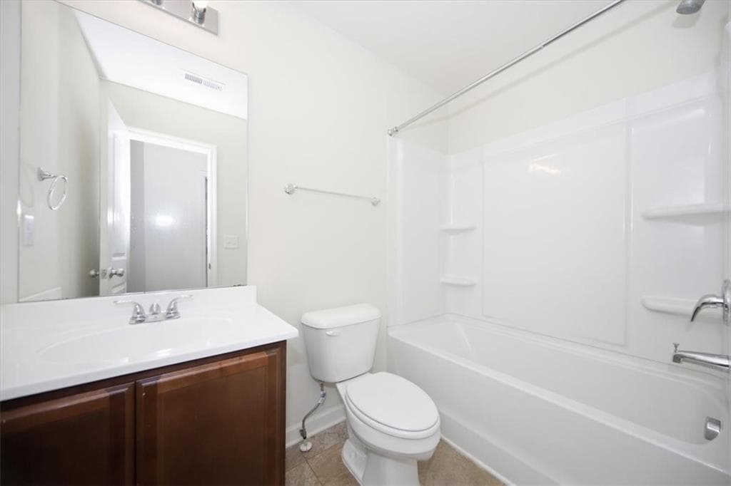 3 bedroom, 3 bathroom, 1,632 sq ft townhouse for sale at 2543 Piering Drive, Lithonia, GA 30038 — photo 10