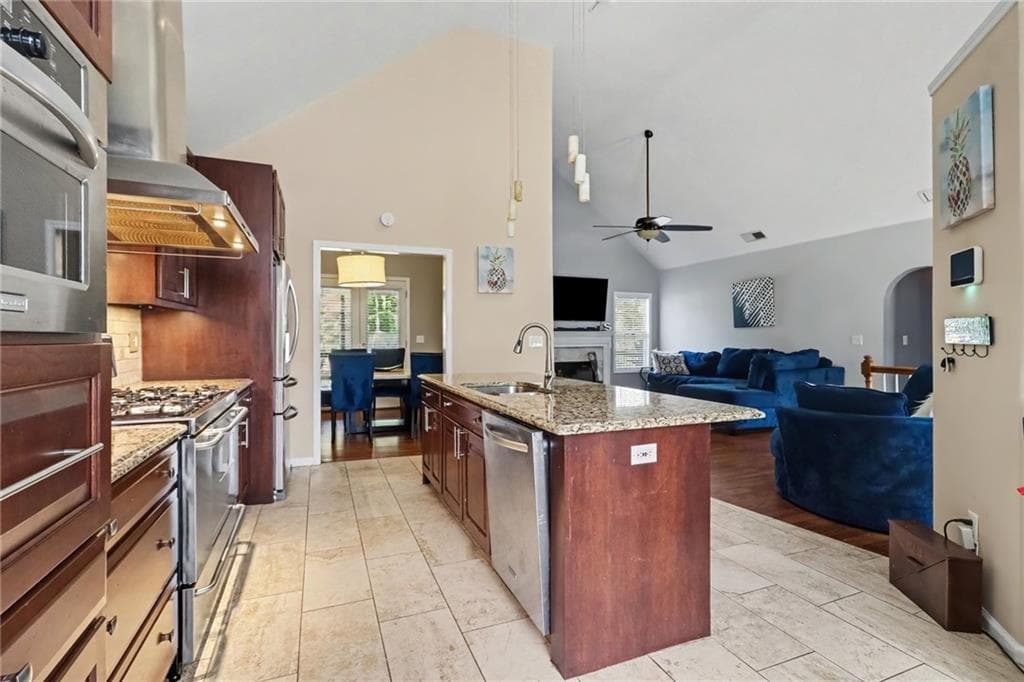 4 bedroom, 3 bathroom, 2,189 sq ft single family residence for sale at 4558 Bronte Lane, Douglasville, GA 30135 — photo 7