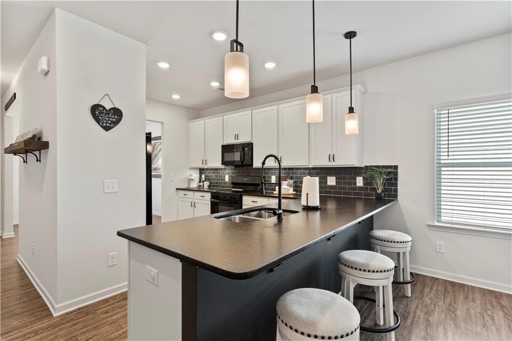 3 bedroom, 3 bathroom, 2,759 sq ft single family residence for sale at 423 Nottely Drive, Temple, GA 30179 — photo 9