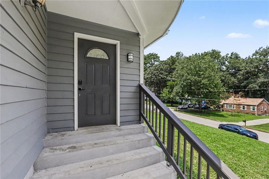 3 bedroom, 2 bathroom, 1,317 sq ft single family residence for sale at 3465 Glen Road, Decatur, GA 30032 — photo 6