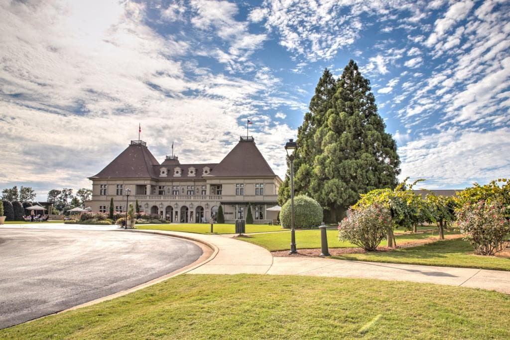 4 bedroom, 3 bathroom, 2,692 sq ft single family residence under contract at 1630 Mount Moriah Road, Hoschton, GA 30548 — photo 7
