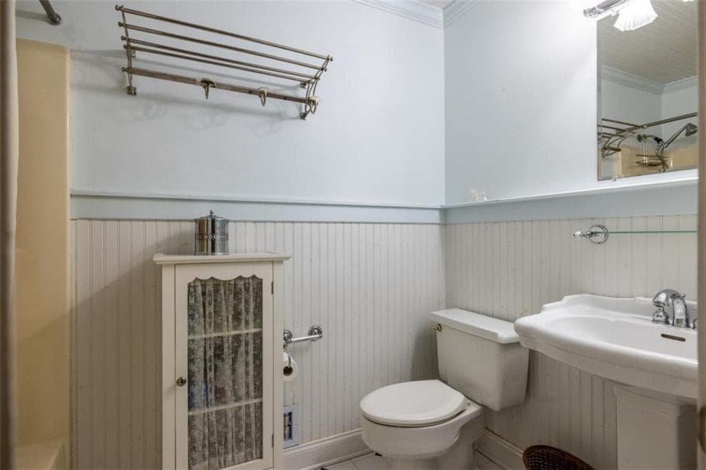 3 bedroom, 2 bathroom, 2,755 sq ft single family residence for sale at 606 Rose Creek Cove, Woodstock, GA 30189 — photo 10