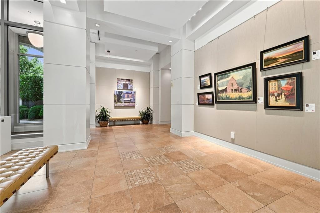 2 bedroom, 3 bathroom, 1,794 sq ft condominium for sale at 2795 Peachtree Road 1608, Atlanta, GA 30305 — photo 8