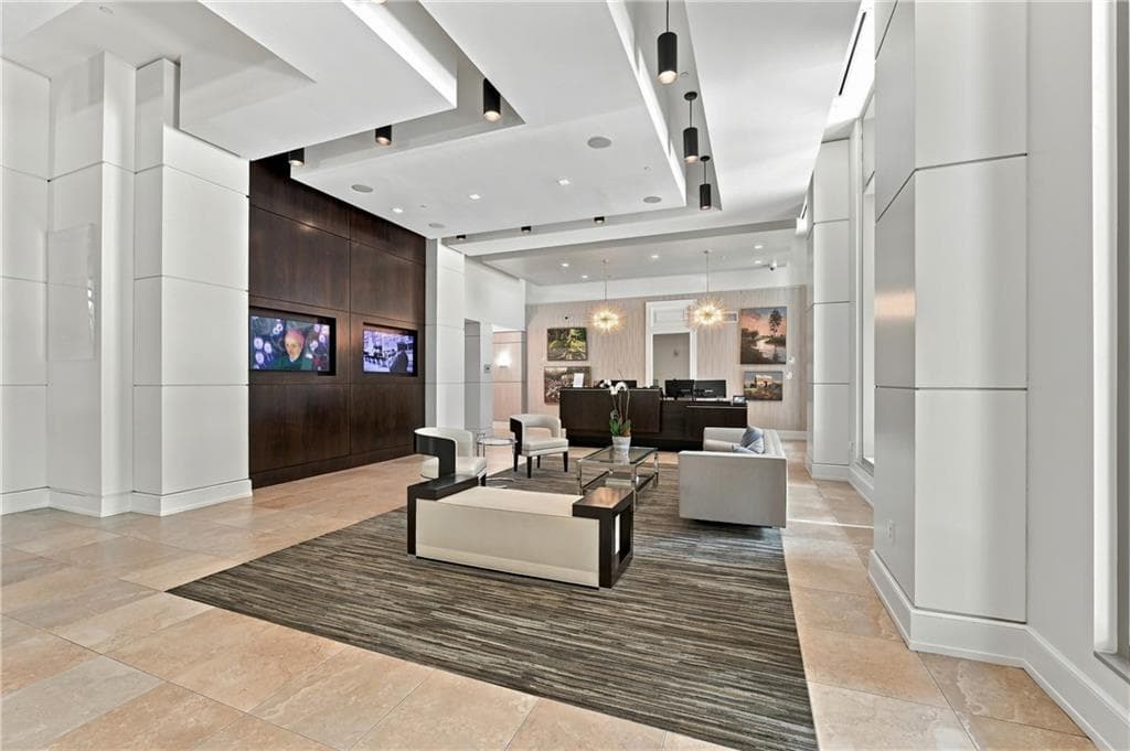 2 bedroom, 3 bathroom, 1,794 sq ft condominium for sale at 2795 Peachtree Road 1608, Atlanta, GA 30305 — photo 9