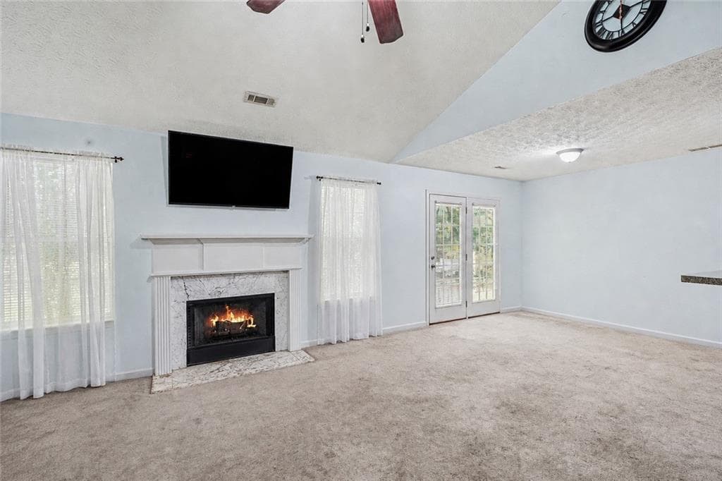 3 bedroom, 2 bathroom, 1,398 sq ft single family residence for sale at 203 Plantation Trail, Griffin, GA 30223 — photo 5
