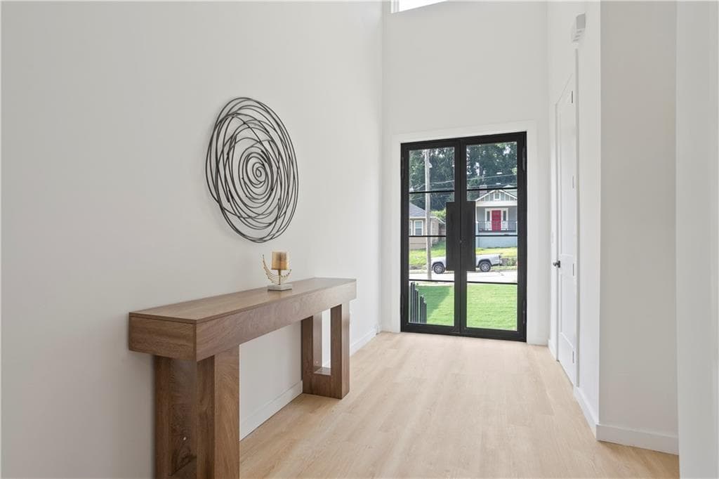 4 bedroom, 4 bathroom, 3,009 sq ft single family residence for sale at 1710 Browning Street, Atlanta, GA 30314 — photo 2