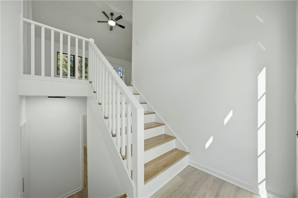 4 bedroom, 2 bathroom, 1,688 sq ft single family residence under contract at 1290 Shallowford Road, Marietta, GA 30066 — photo 2