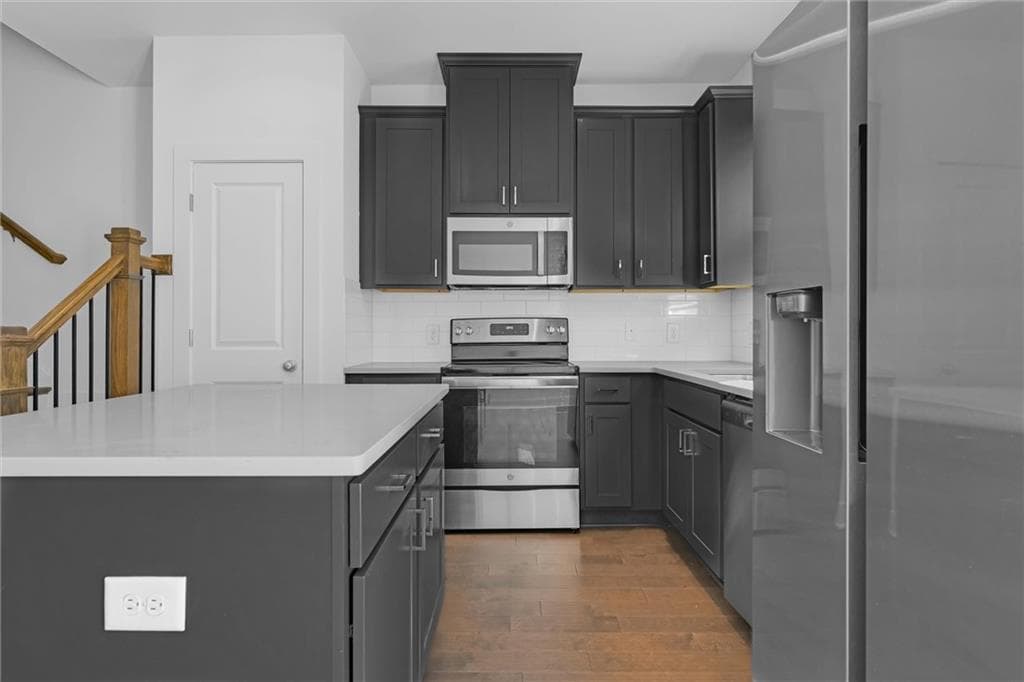 3 bedroom, 3 bathroom, 1,486 sq ft townhouse for rent at 6433 Scudders Drive, Lithonia, GA 30058 for $2,050 a month — photo 2