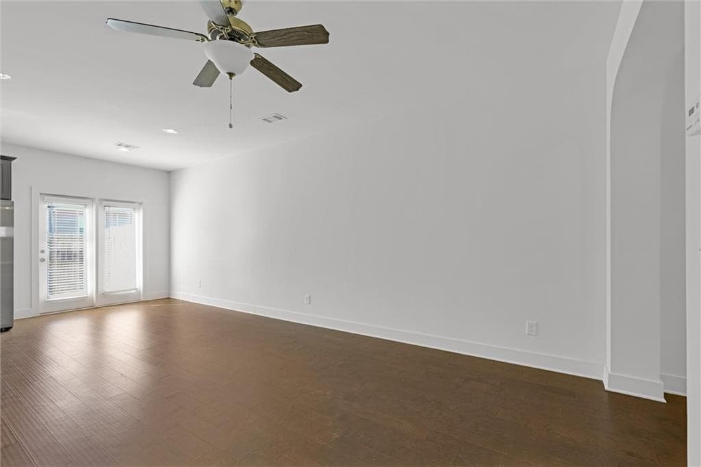 3 bedroom, 3 bathroom, 1,486 sq ft townhouse for rent at 6433 Scudders Drive, Lithonia, GA 30058 for $2,050 a month — photo 6