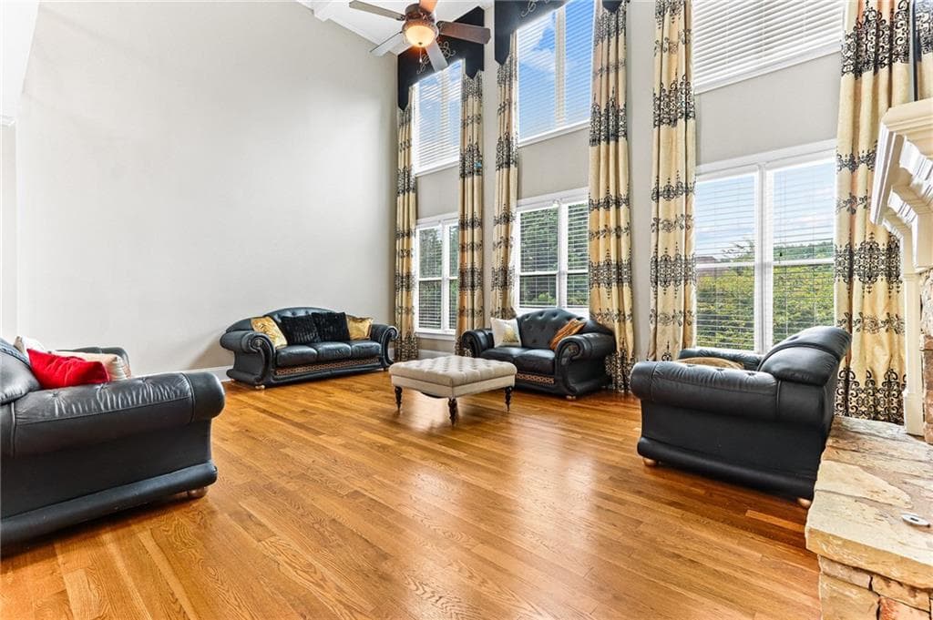 5 bedroom, 6 bathroom, 6,200 sq ft single family residence under contract at 2650 Moon Chase Lane, Buford, GA 30519 — photo 5