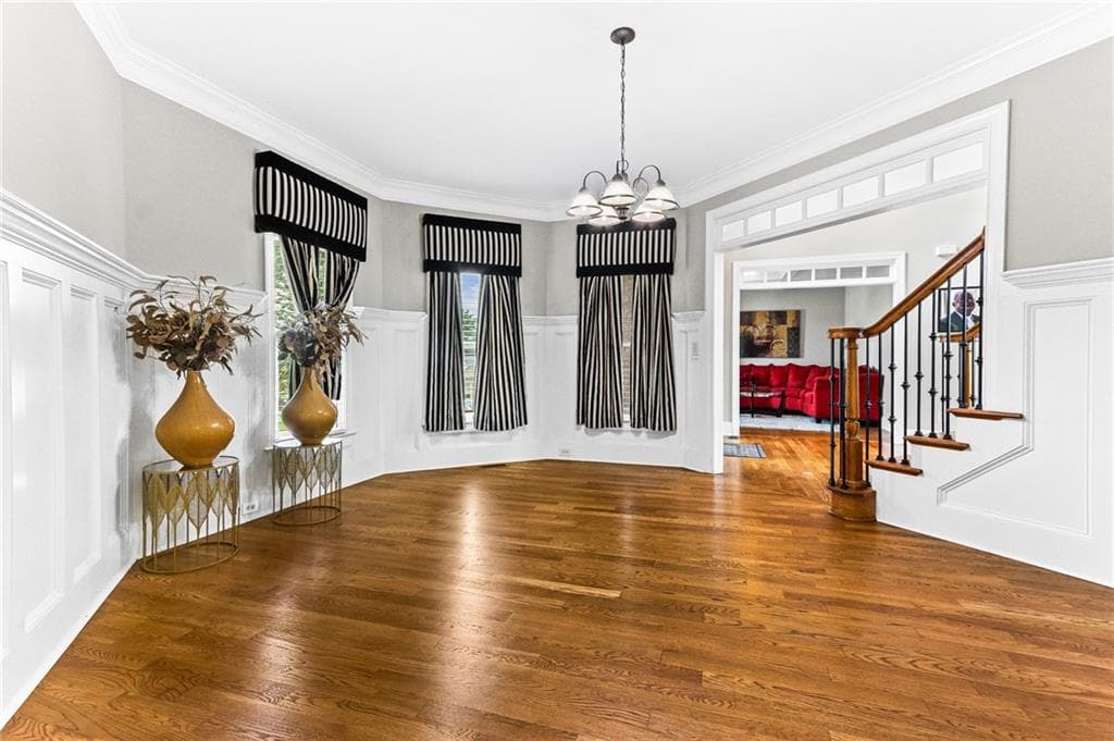 5 bedroom, 6 bathroom, 6,200 sq ft single family residence under contract at 2650 Moon Chase Lane, Buford, GA 30519 — photo 8