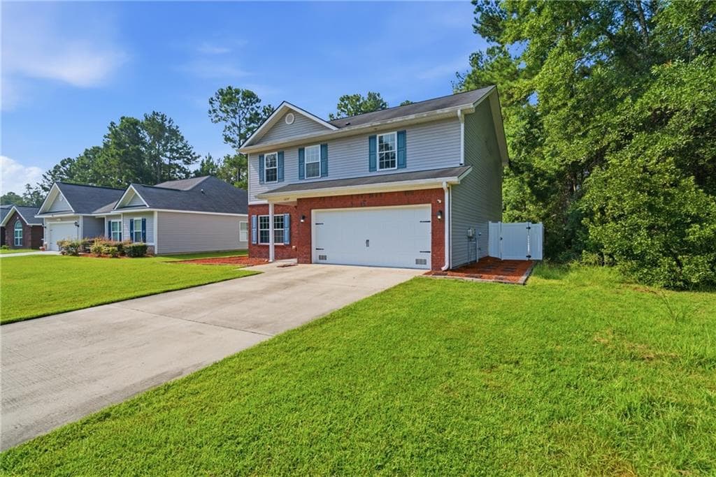 4 bedroom, 3 bathroom, 2,568 sq ft single family residence for sale at 1277 Peacock Trail, Hinesville, GA 31313 — photo 2
