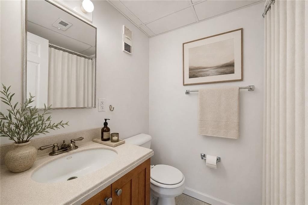 2 bedroom, 2 bathroom, 954 sq ft condominium for sale at 32 Peachtree Street 1306, Atlanta, GA 30303 — photo 7