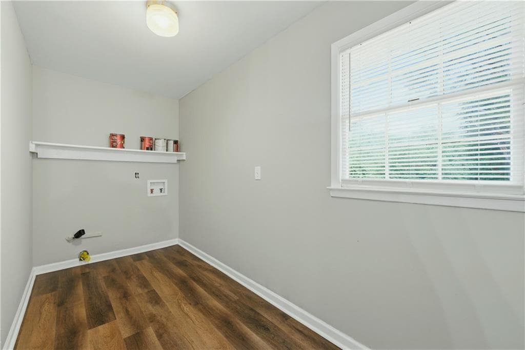 3 bedroom, 1 bathroom, 1,091 sq ft single family residence under contract at 3444 Linecrest Road, Ellenwood, GA 30294 — photo 8