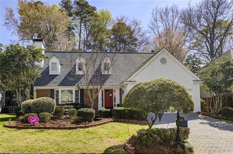 3 bedroom, 3 bathroom, 2,652 sq ft single family residence for sale at 1059 Della Street, Marietta, GA 30067