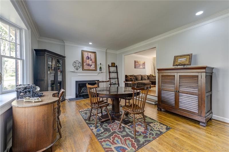 3 bedroom, 3 bathroom, 2,652 sq ft single family residence for sale at 1059 Della Street, Marietta, GA 30067 — photo 8