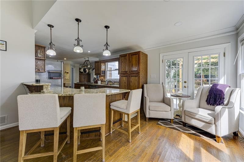 3 bedroom, 3 bathroom, 2,652 sq ft single family residence for sale at 1059 Della Street, Marietta, GA 30067 — photo 7