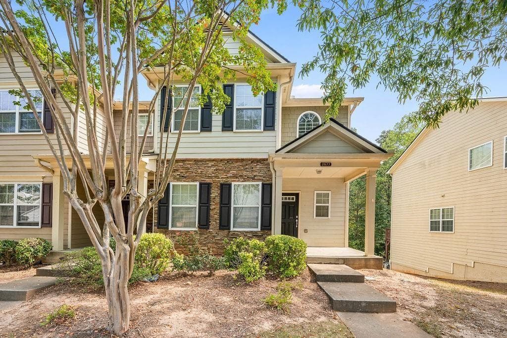 3 bedroom, 3 bathroom, 2,676 sq ft townhouse for rent at 2677 Cedar Drive, Lawrenceville, GA 30043 for $1,900 a month — photo 1 of 24