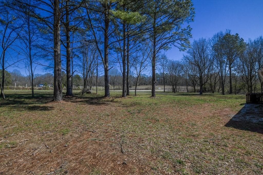3 bedroom, 2 bathroom, 1,296 sq ft single family residence for sale at 285 Trotters Way, Jefferson, GA 30549 — photo 9