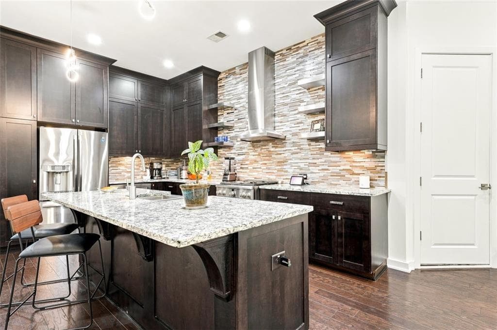 3 bedroom, 3 bathroom, 2,806 sq ft townhouse for rent at 826 Canterbury Overlook, Atlanta, GA 30324 for $4,000 a month — photo 7