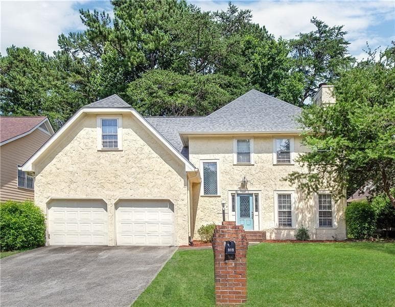 3 bedroom, 3 bathroom, 2,625 sq ft single family residence for rent at 919 Bridgegate Drive, Marietta, GA 30068 for $2,800 a month — photo 1 of 51