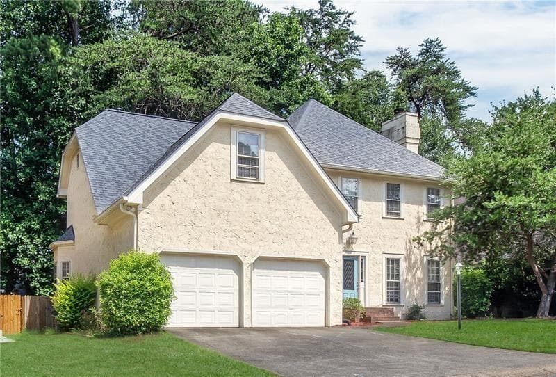 3 bedroom, 3 bathroom, 2,625 sq ft single family residence for rent at 919 Bridgegate Drive, Marietta, GA 30068 for $2,800 a month — photo 2
