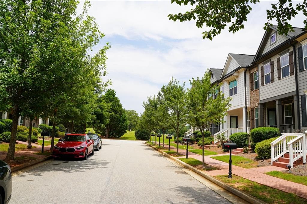 3 bedroom, 4 bathroom, 1,740 sq ft townhouse for sale at 3622 Princeton Avenue, Atlanta, GA 30337 — photo 3