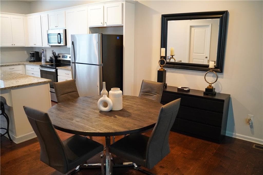 3 bedroom, 4 bathroom, 1,740 sq ft townhouse for sale at 3622 Princeton Avenue, Atlanta, GA 30337 — photo 8