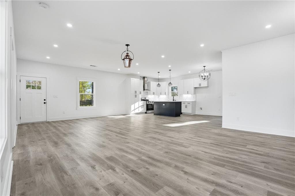 3 bedroom, 2 bathroom, 1,944 sq ft single family residence under contract at 12C Sixth Street, Griffin, GA 30223 — photo 3